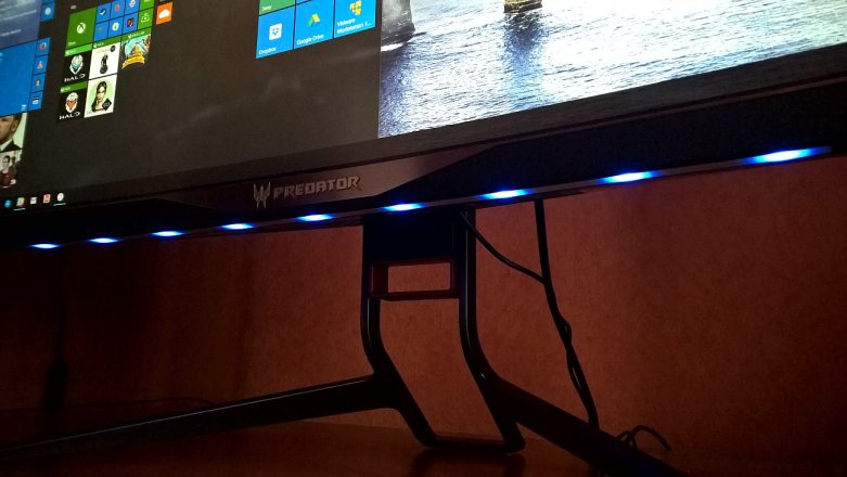 Zaczynamy testy gigantycznego, zakrzywionego monitora Acer X34. Co chcecie wiedzieć?