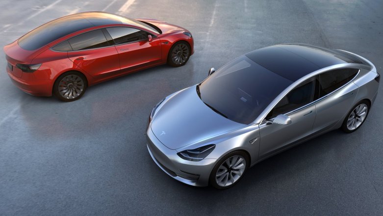 Tesla nie dowiozła - na razie ma problemy z Modelem 3