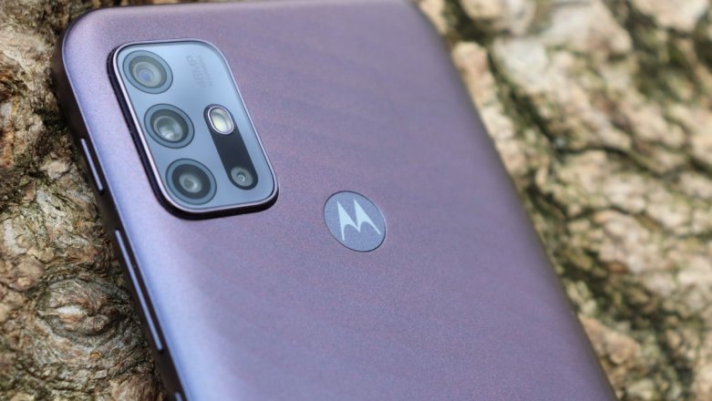 Konkurencja robi to lepiej - recenzja Motorola Moto G10